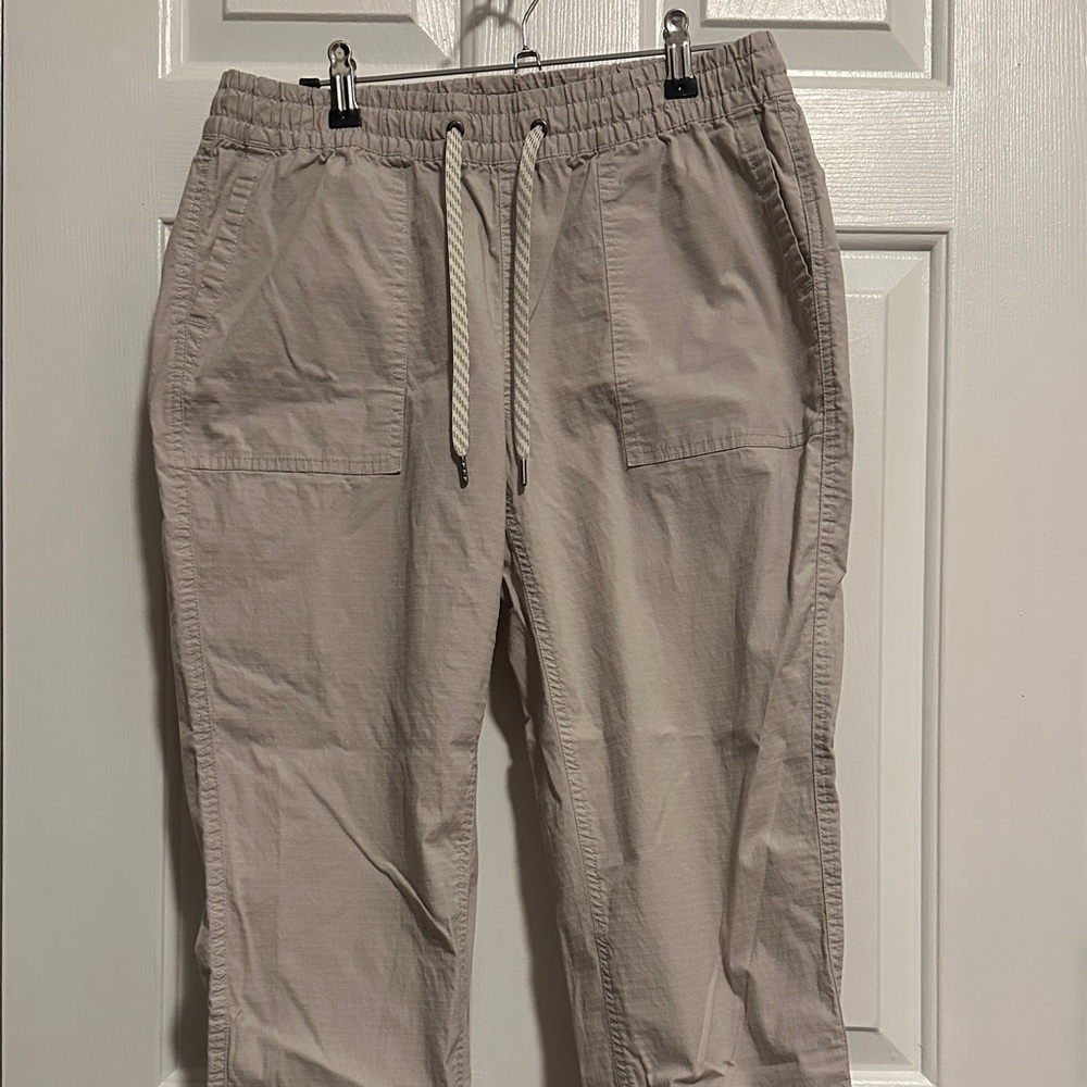 Vuori Women's Tan Joggers